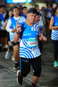 BIB: 10995
                            <button type="button" onclick="openModal(23231768)" class="btn btn-primary btn-sm float-right btn-popup" data-toggle="modal" data-target=".modal-high-quality">
                        <i class="fas fa-shopping-cart"></i> Add to Cart
                    </button>
                                            <button type="button" onclick="isThisMe(23231768, true)" class="btn btn-success btn-sm float-right btn-popup btn-isme hidden" data-toggle="tooltip" data-placement="bottom" title="นี่คือรูปของคุณใช่ไหม คลิกที่นี่เพื่อเอาเข้าอัลบั้ม">
                        <i class="fas fa-plus"></i> Add to album
                    </button>
                    <button type="button" onclick="isThisMe(23231768, false)" class="btn btn-warning btn-sm float-right btn-popup btn-isnotme hidden">
                        <i class="fas fa-ban"></i> Remove from album
                    </button>